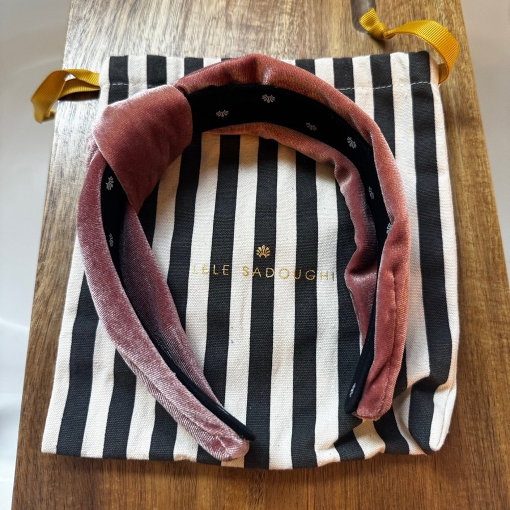 Lele Sadoughi Velvet Knotted Headband in Dusty Rose